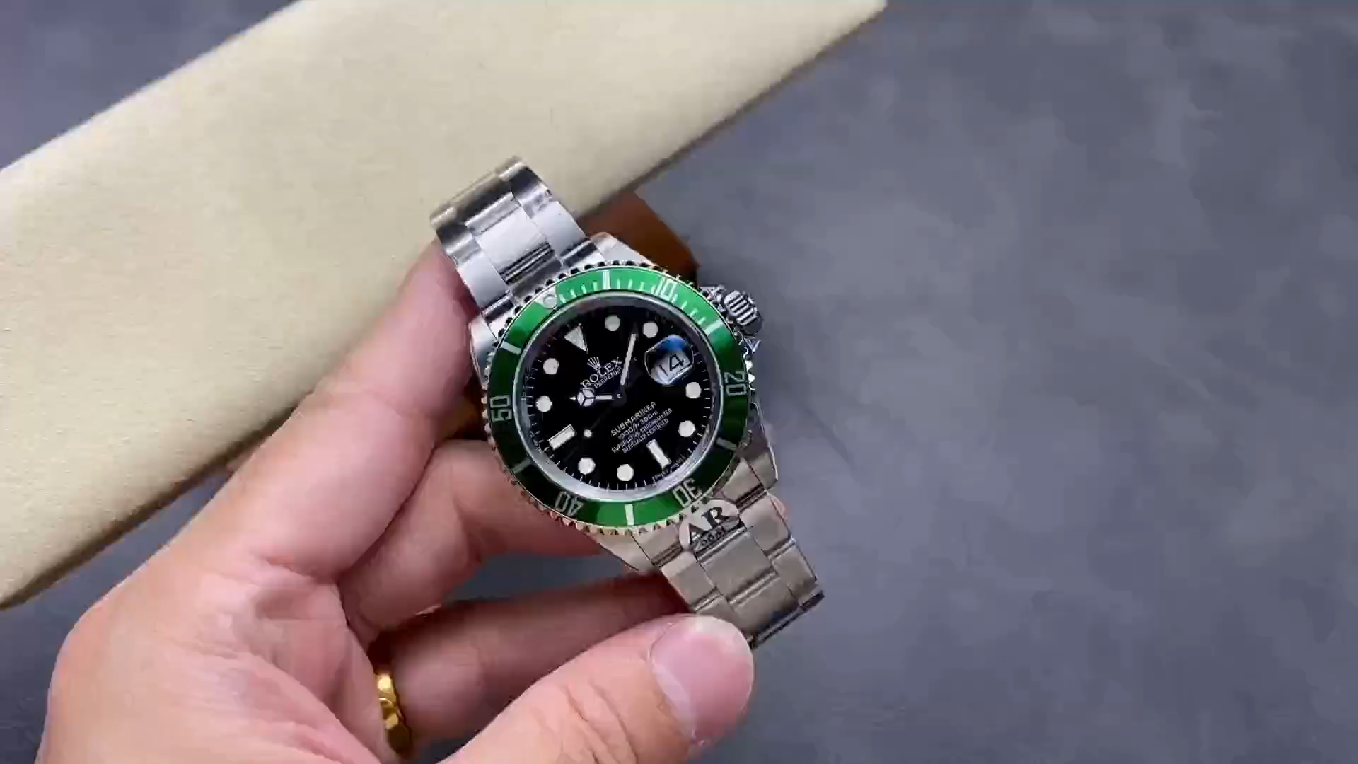 Rolex Submariner Date 16610LV Stainless Steel Oyster 40MM Black Dial Mens Replica Watch