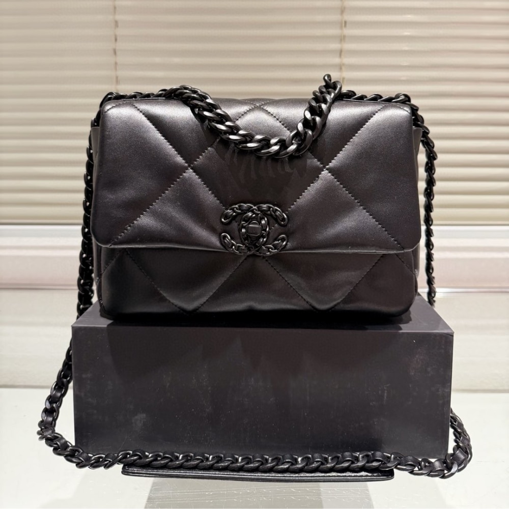 Chanel Cc Flap Bag In Black 26cm
