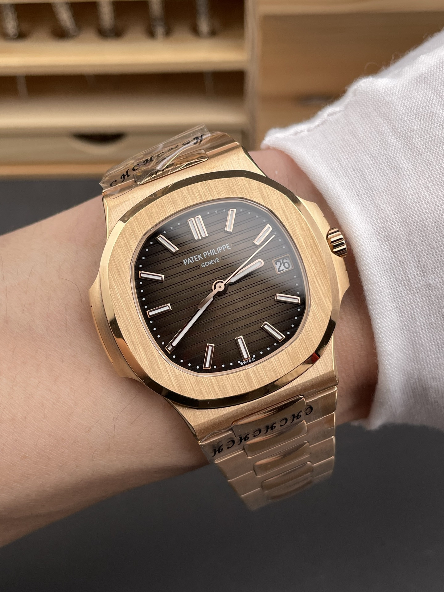 Nautilus 5711 Rose Gold Brown Dial