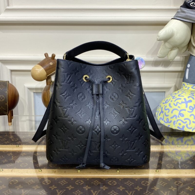 Replica Louis Vuitton Noe Bucket Black MM