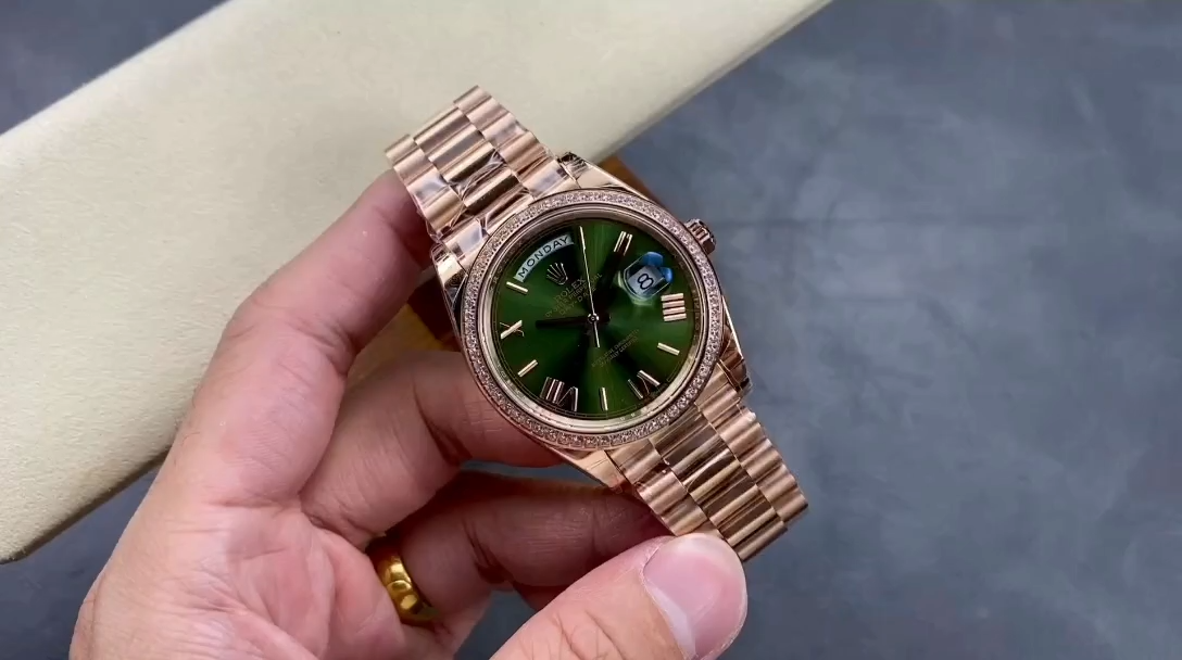 CC Rolex Day-Date 228345RBR 0011 Olive Green Roman Dial Diamond Bezel 40mm Mens Replica Watch