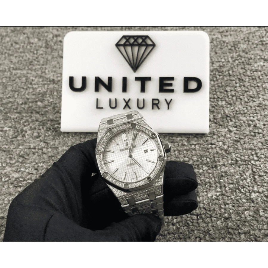 AP Royal Oak 15400 Iced Out Super Clone