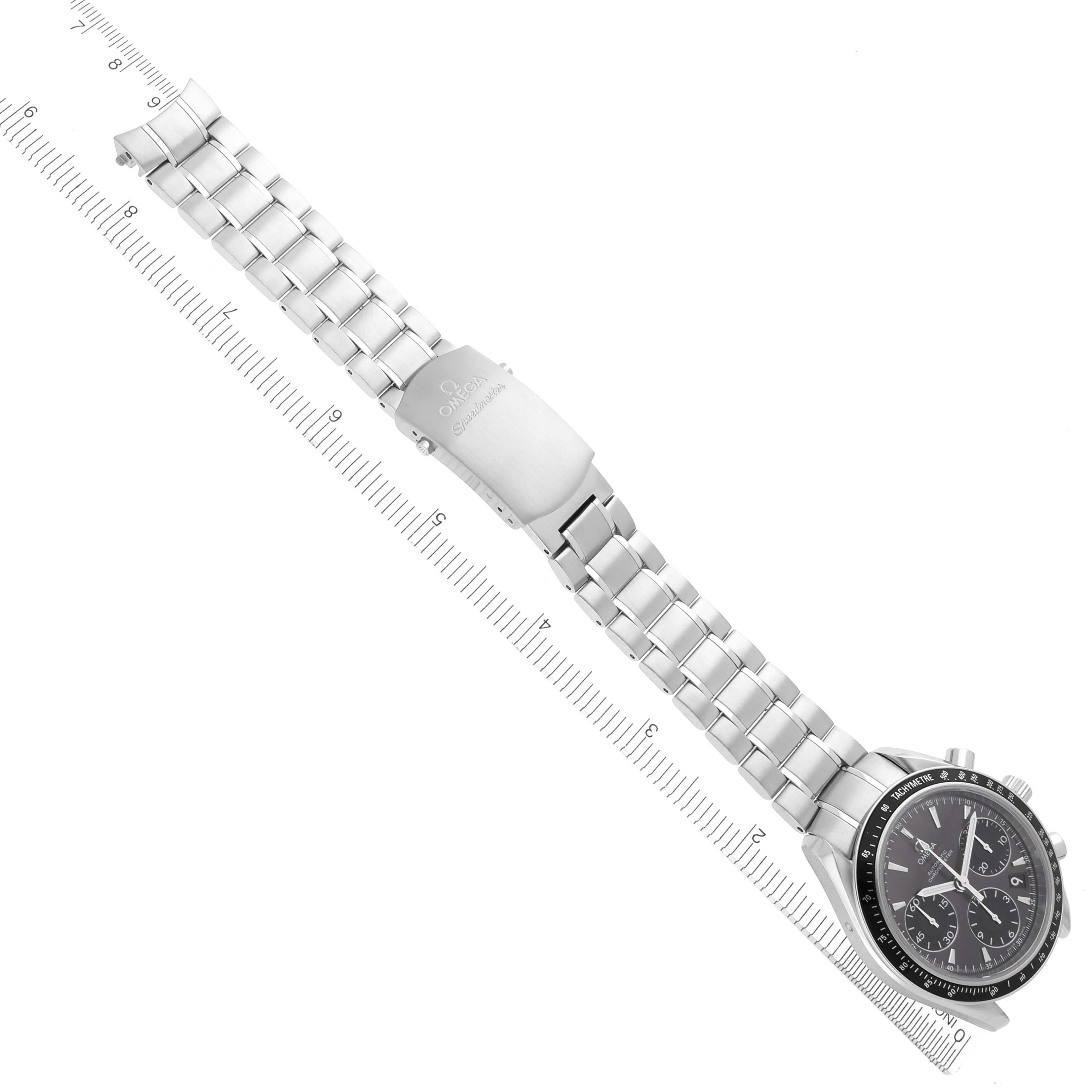 Omega Speedmaster Date Grey Dial Steel Mens Watch 40.0 MM 323.30.40.40.06.001