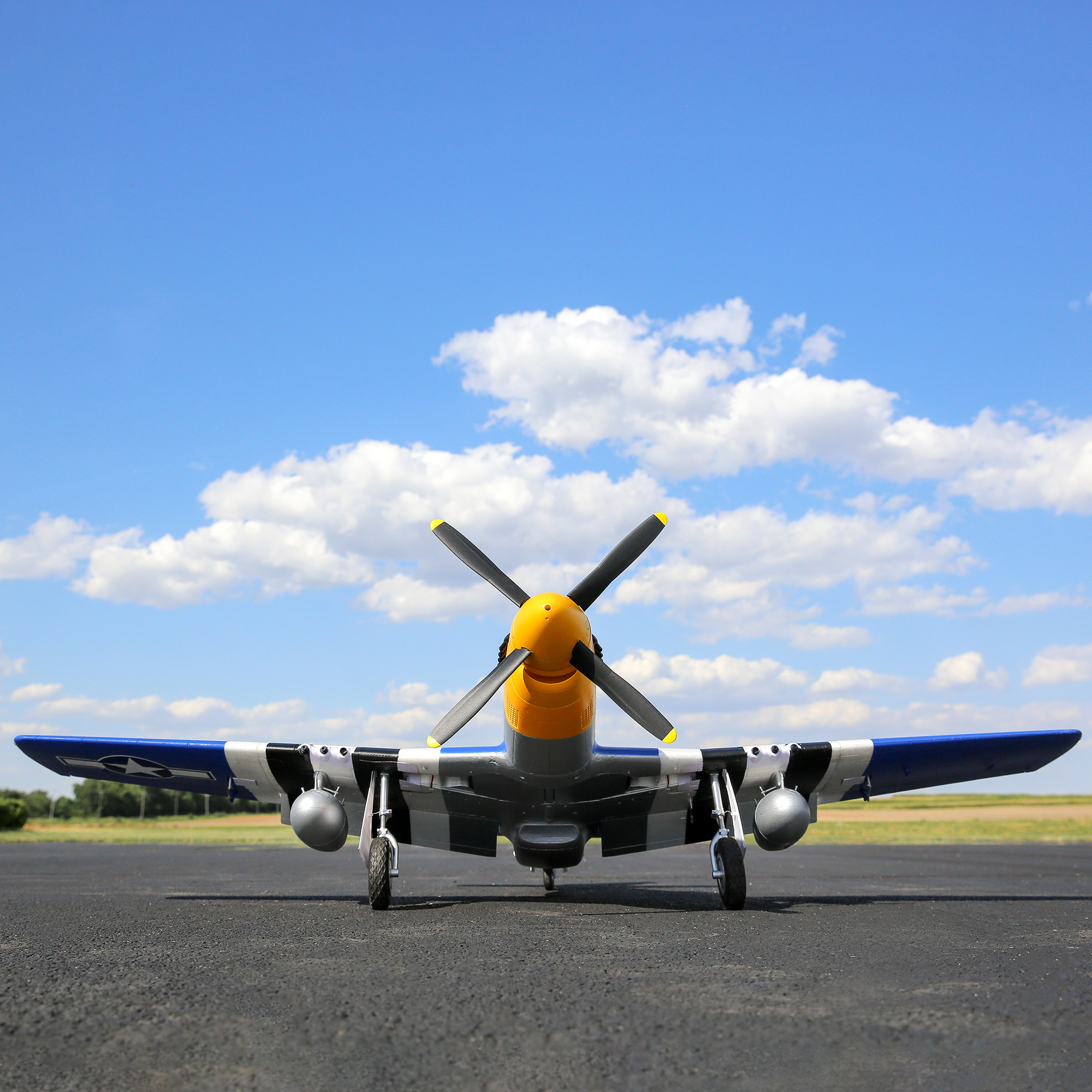 ARRMA P-51D Mustang 1.5m Smart BNF Basic with AS3X and SAFE Select