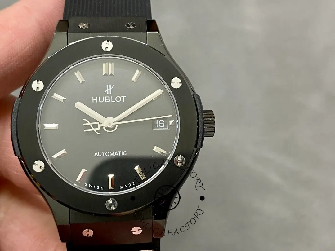 Hublot Classic Fusion 565.CM.1470.RX Lady 38 MM