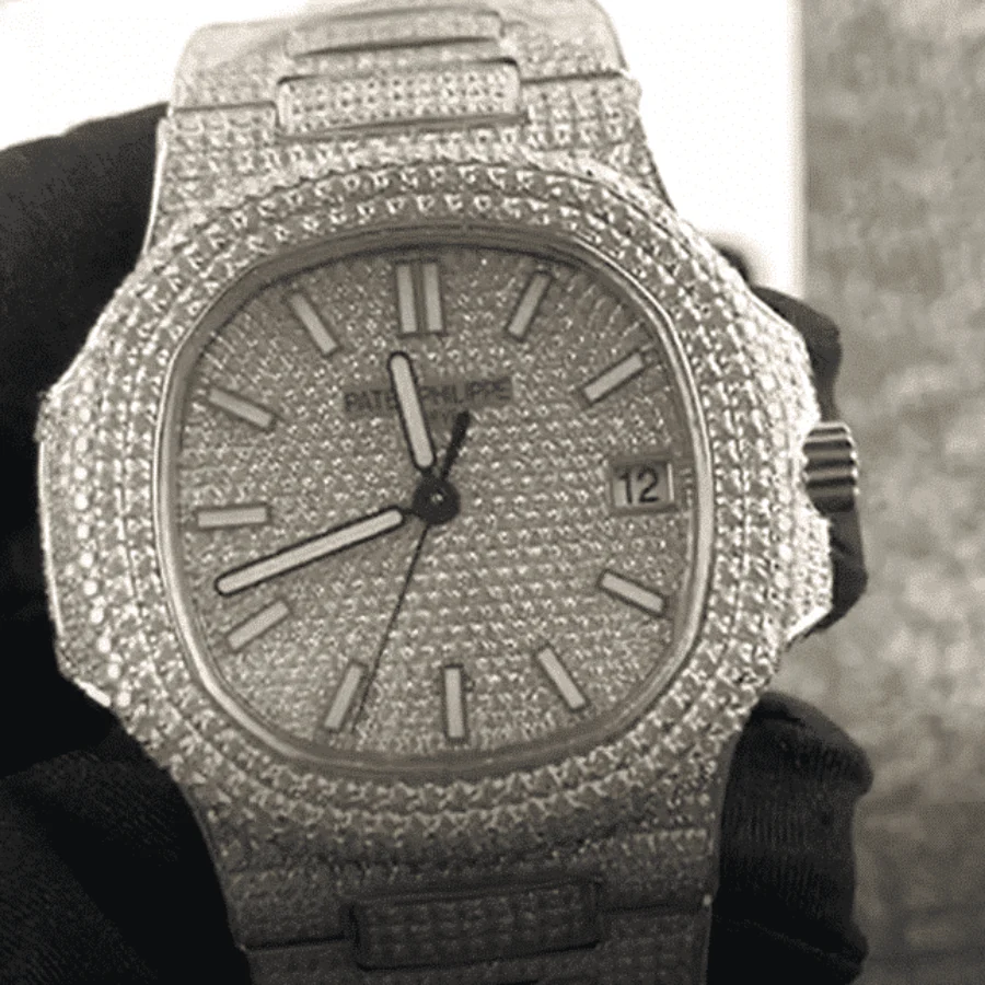 Patek Philippe Nautilus 5719/10G Iced Out Super Clone