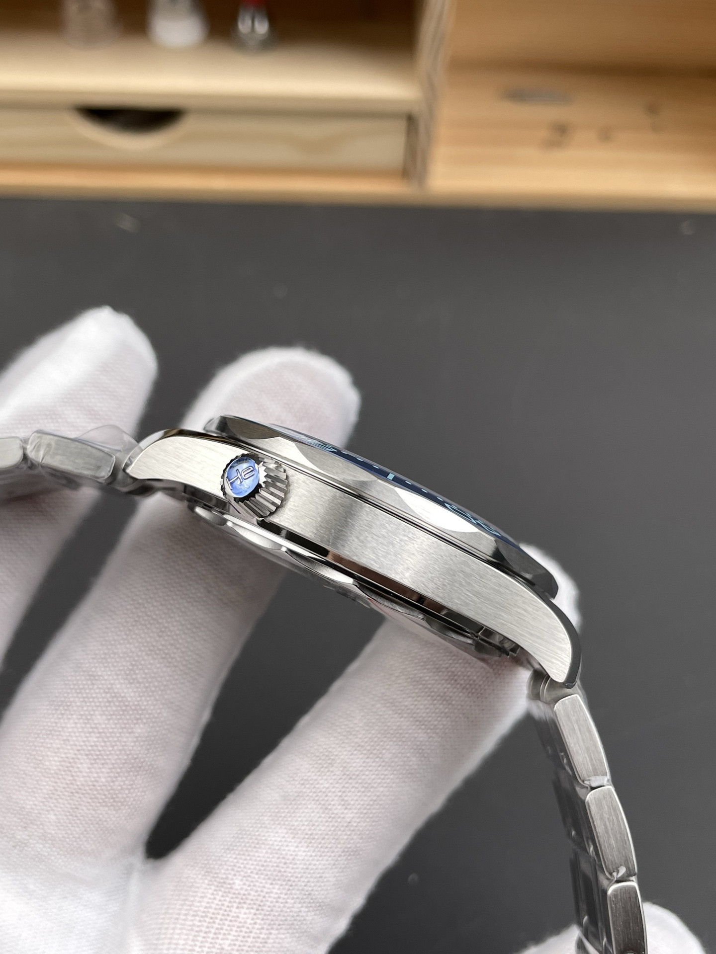 Seamaster 300, Gradient Blue 75th Anniversary Edition