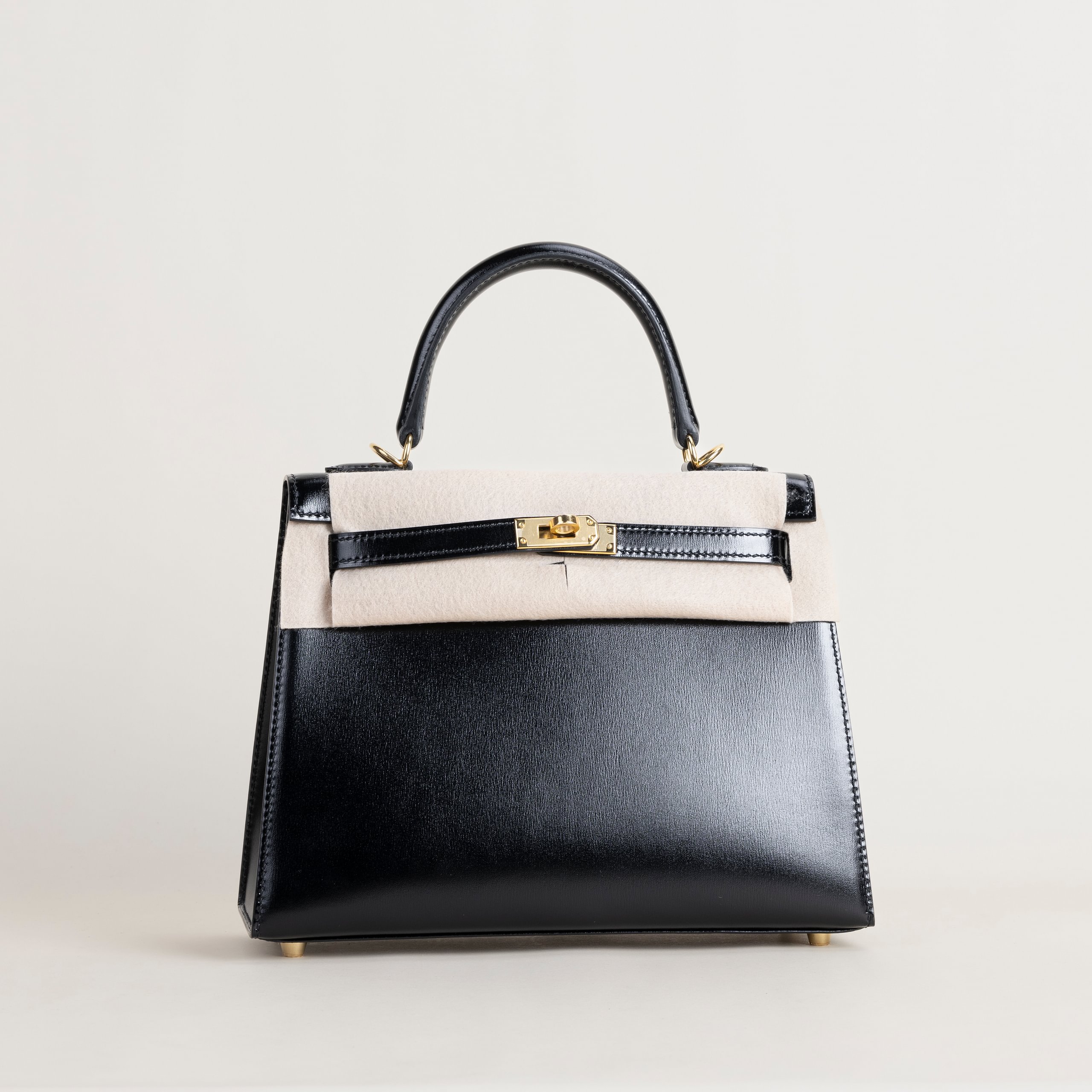 Kelly 25 box black GHW