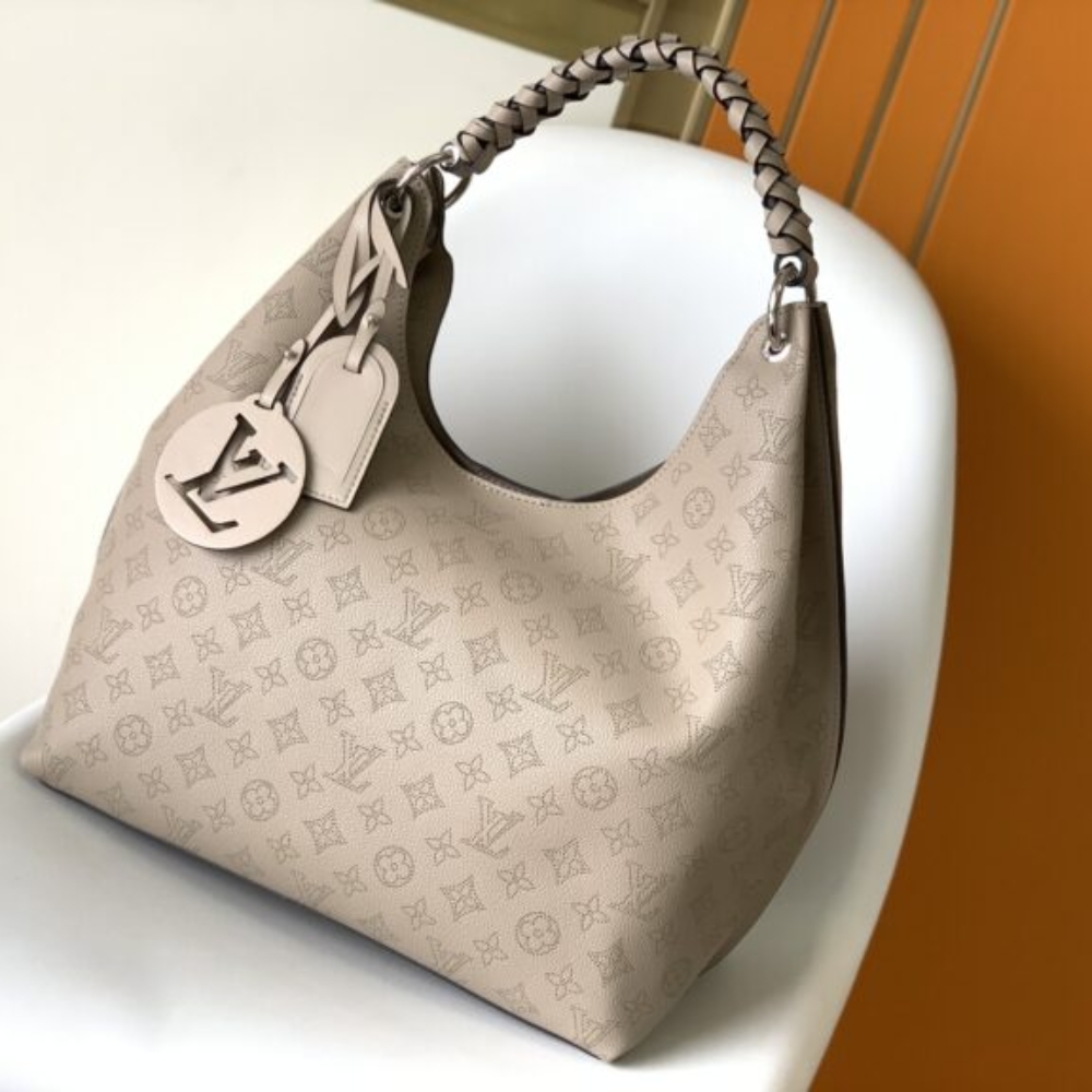 Louis Vuitton Beaubourg Hobo MM Bag Galet Gray 32Cm M56084