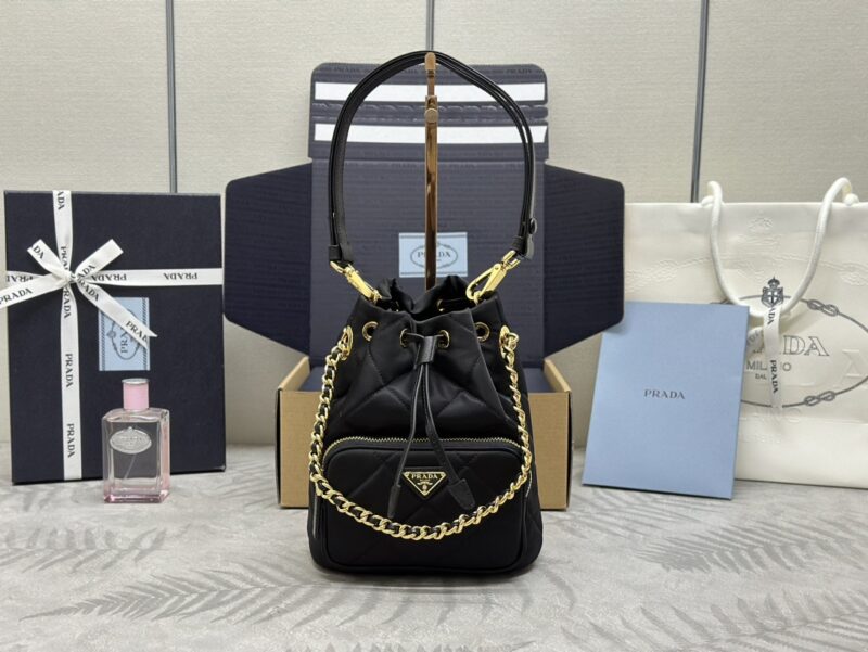 Replica Prada Black Re – Nylon Bucket Bag