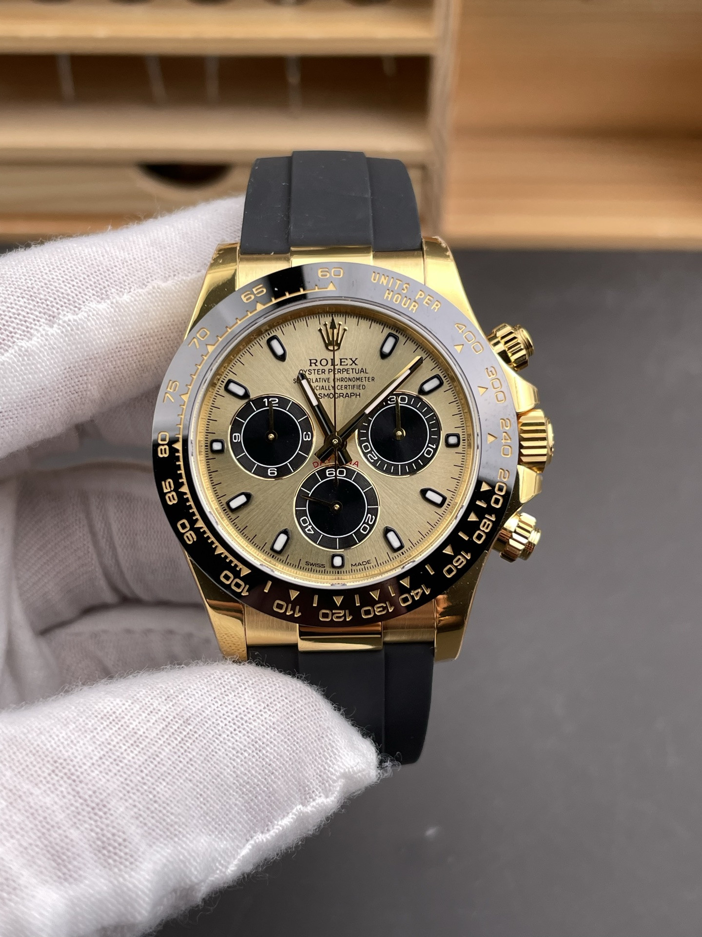 Gold Rubber Daytona V1 Version