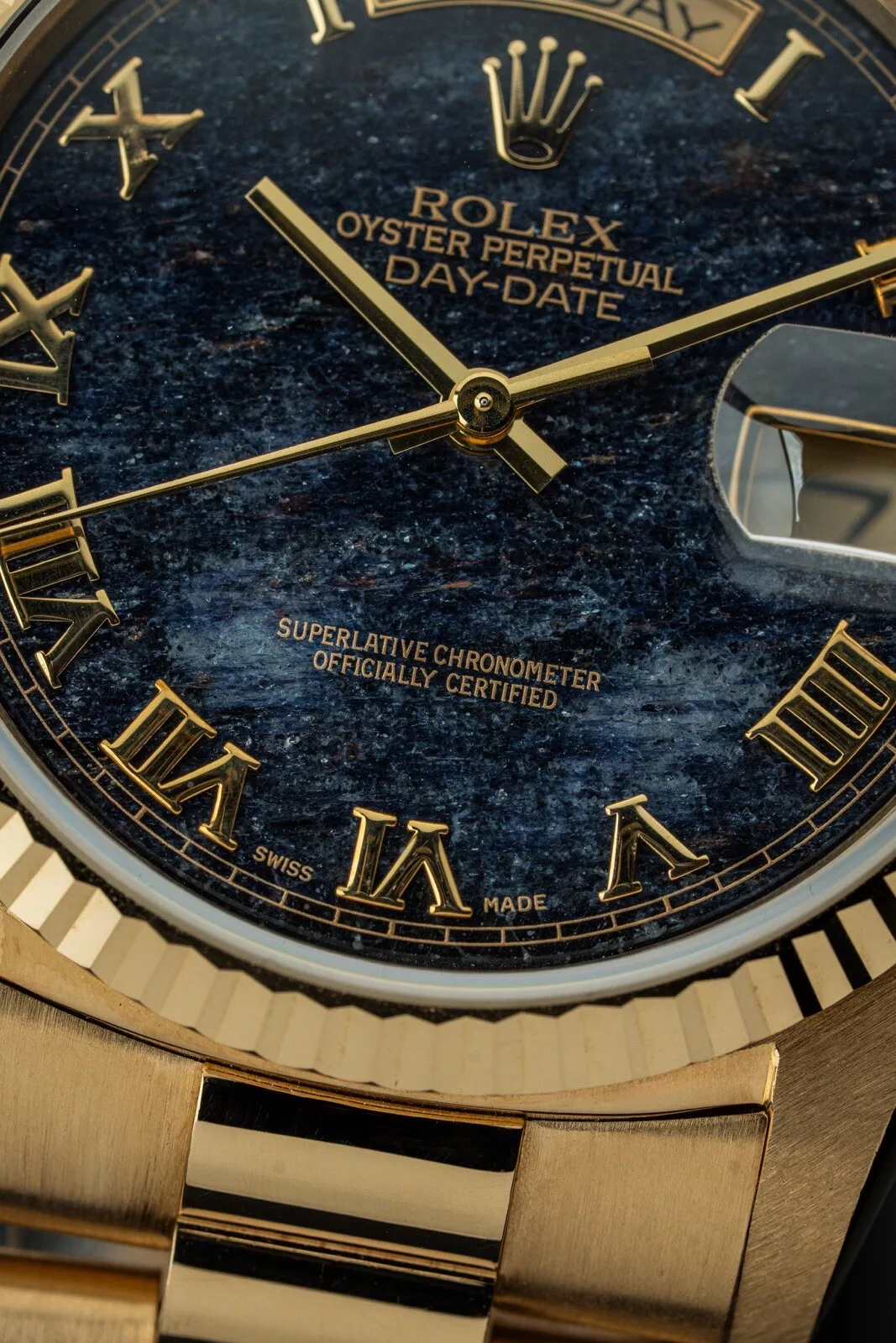 Rolex Day-Date 36mm Rare Aventurine Stone Dial President 18k Gold Ref. 18238