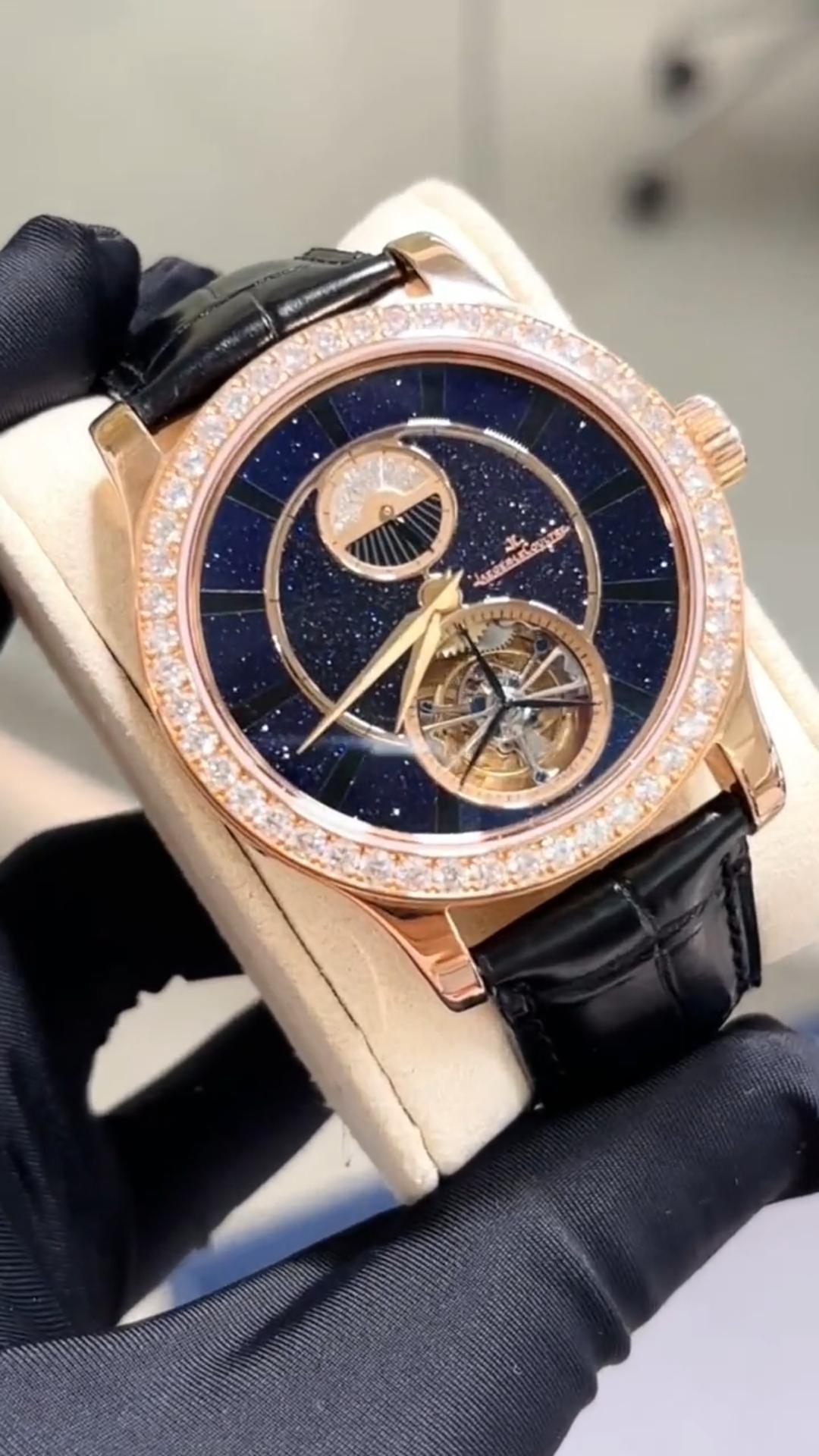 Jaeger-LeCoultre Extraordinary 39mm Q1662402