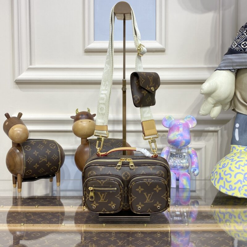 Replica Louis Vuitton Utility Crossbody