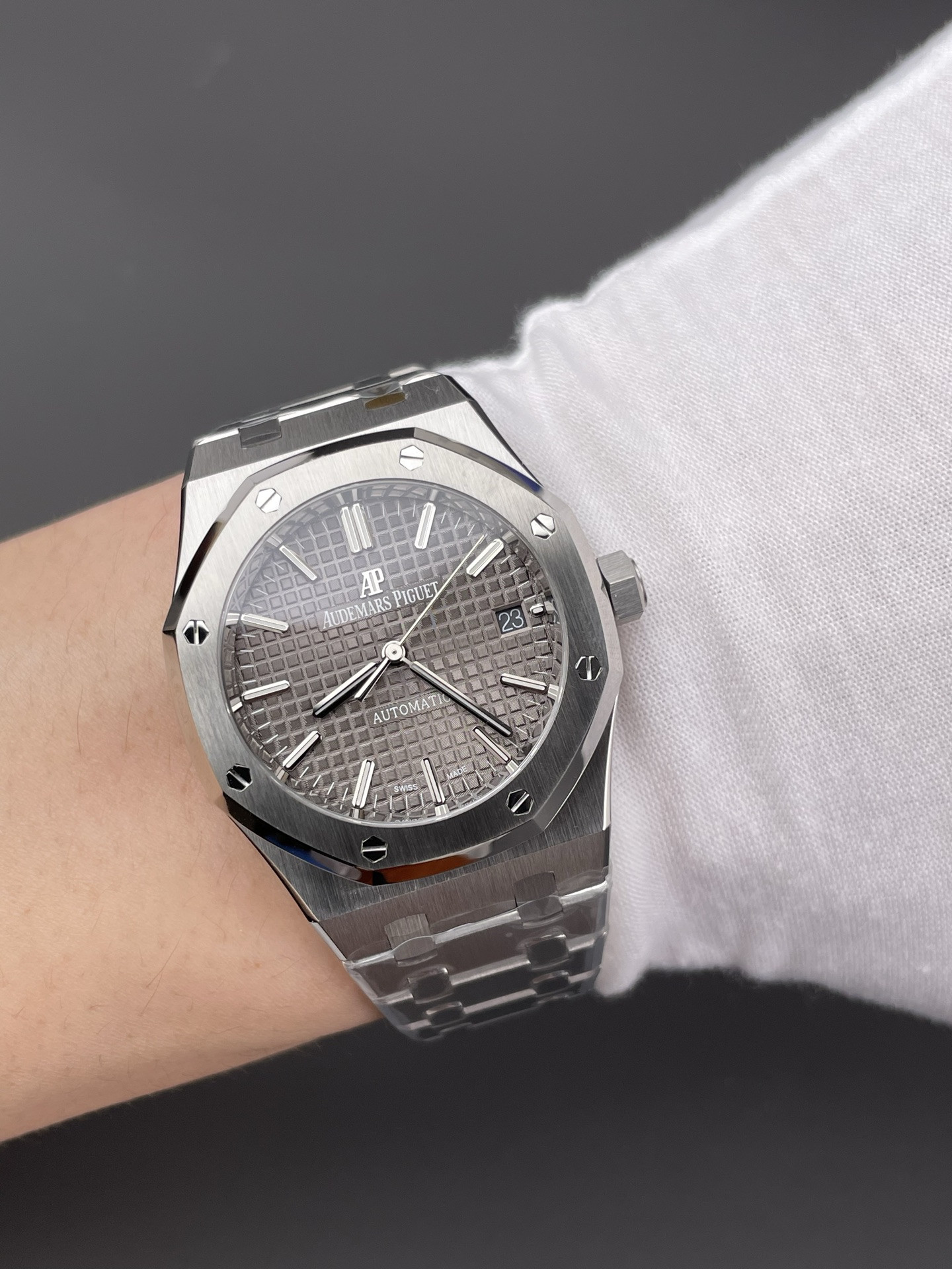 Royal Oak 15450 Grey Dial