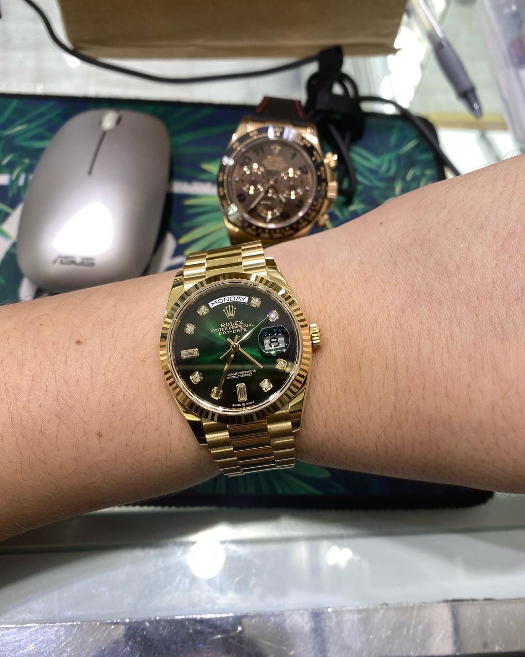 Rolex Oyster Perpetual DAY-DATE 36 m128238-0037