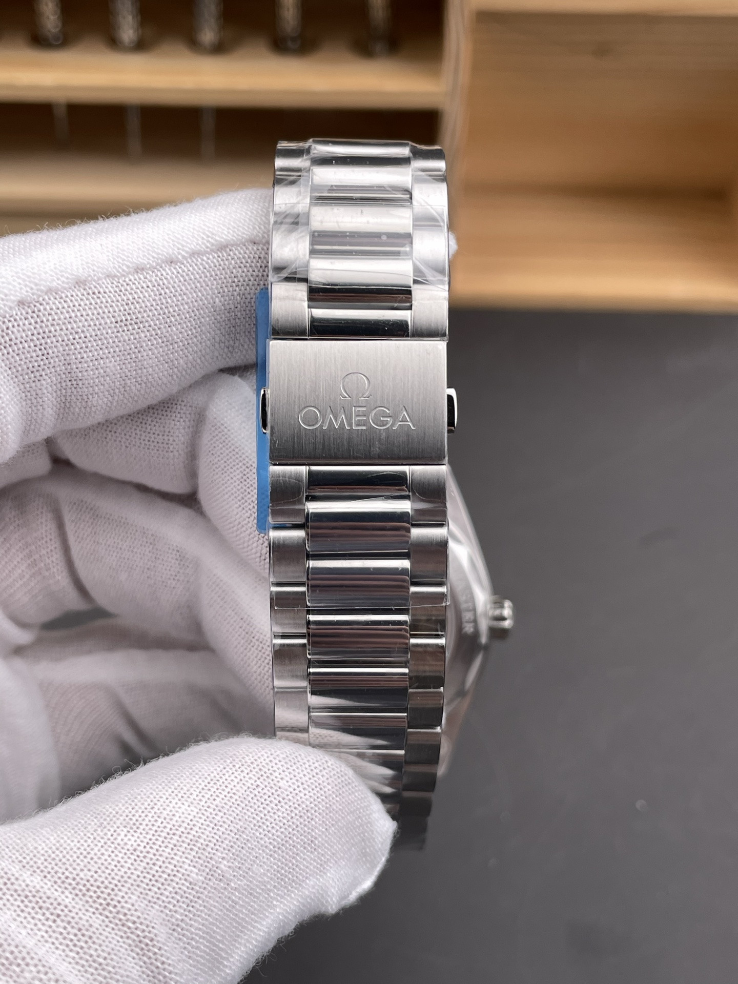 Railmaster Grey Dial Seamaster 150M