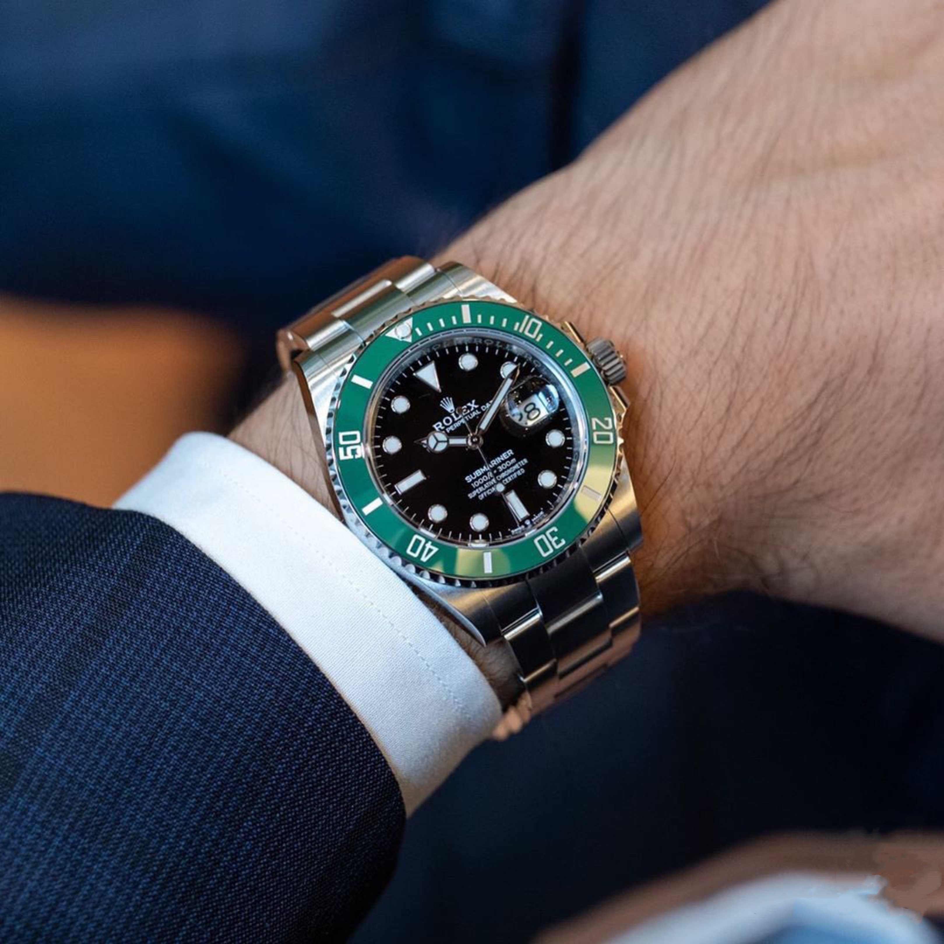 Rolex Submariner Hulk Bezel Steel Mens Watch 116610LV/116610LN