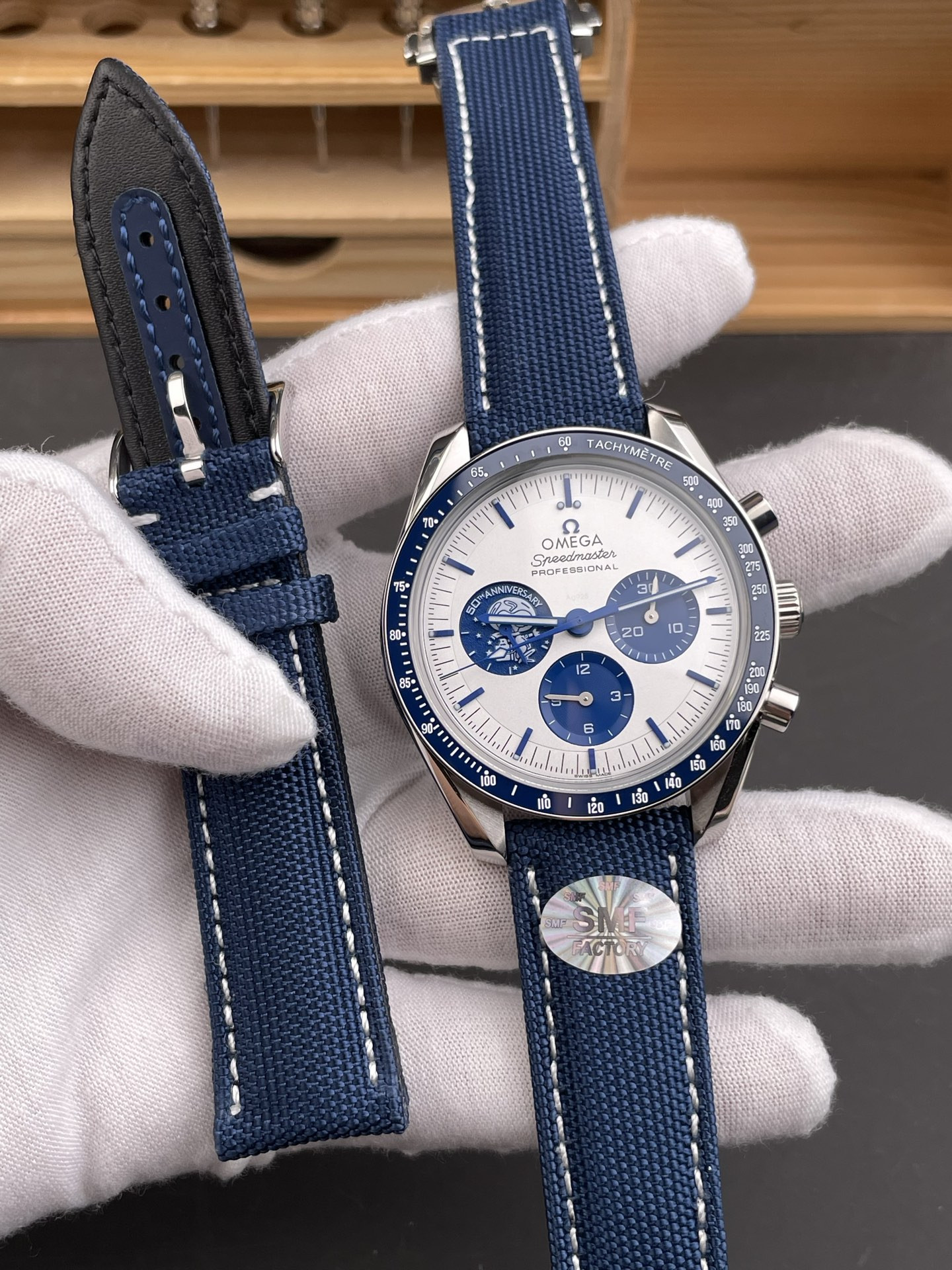 Speedmaster Snoopy 50th Anniversary