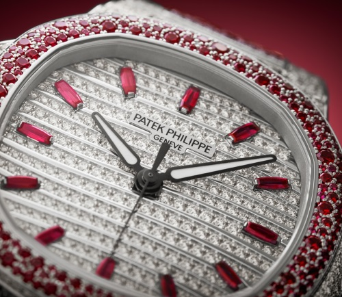 Patek Philippe Patek Philippe Nautilus Haute Joaillerie 35mm Reference : 7118/1452G-001