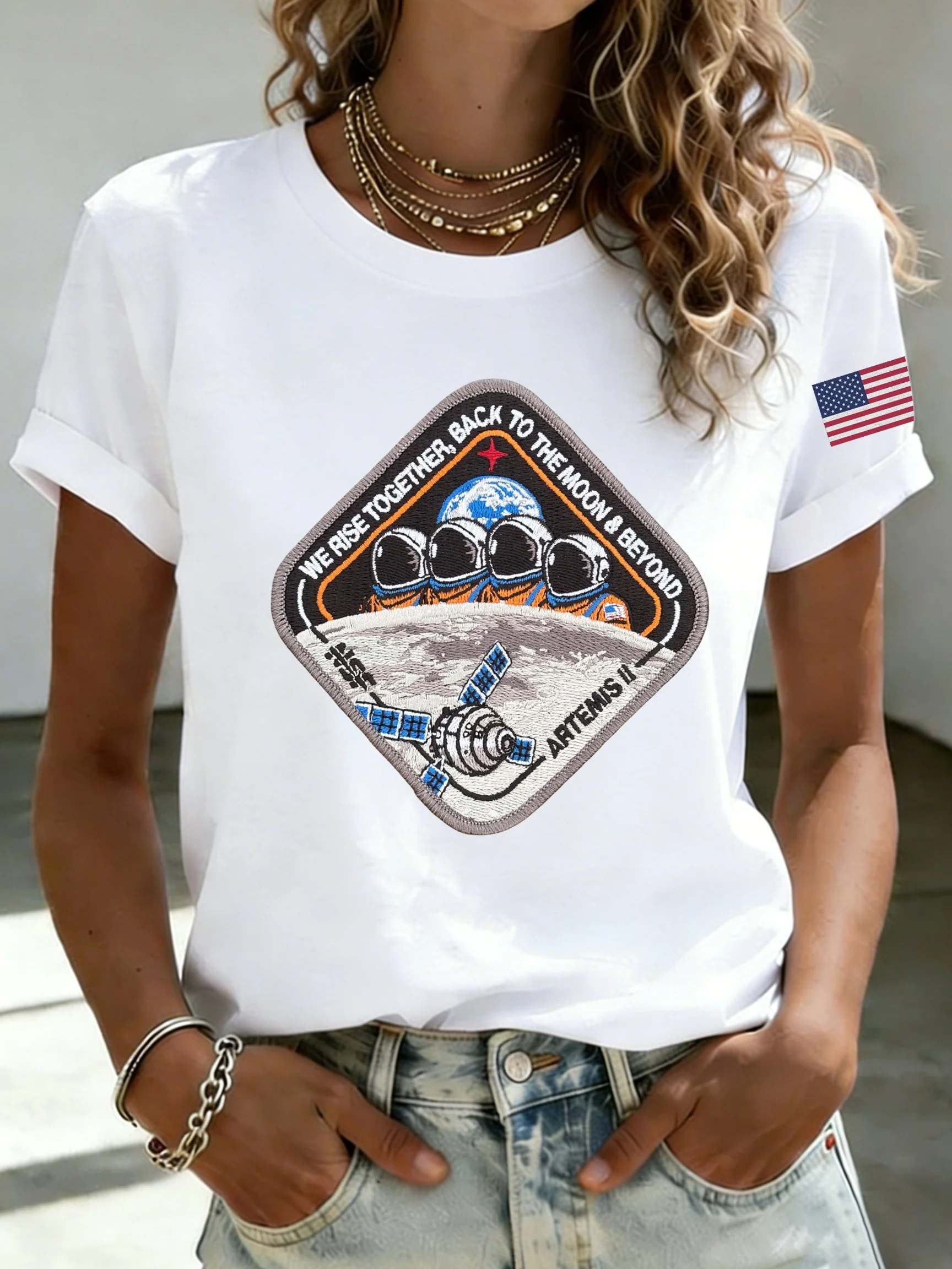 Retro Artemis II 2026 Rocket Launch Print T-Shirt
