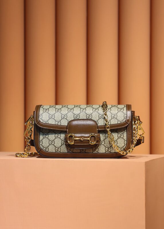 Replica Gucci 𝐇𝐨𝐫𝐬𝐞𝐛𝐢𝐭 𝟏𝟗𝟓𝟓 Baguette Bag
