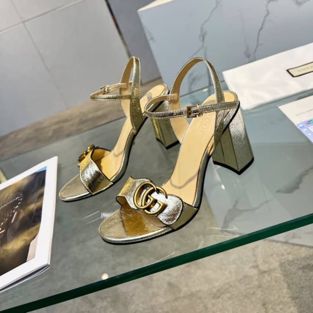Gucci Metallic Laminate Mid Heel Sandal Gold 453379 Dkt00 7100