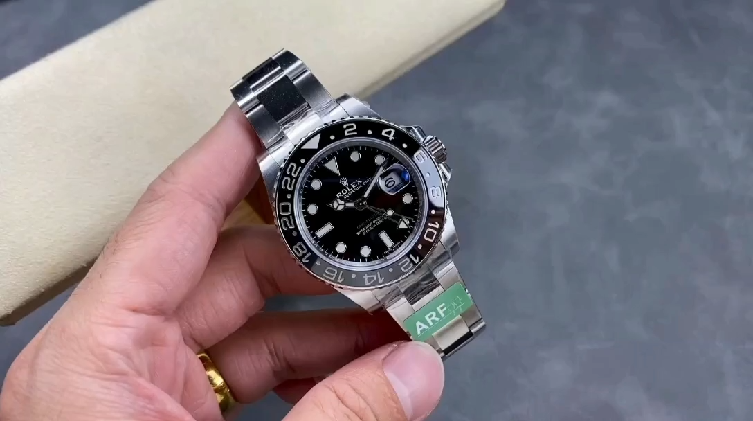 Rolex GMT-Master II 40mm Black Bezel 116710LN Men's Watch
