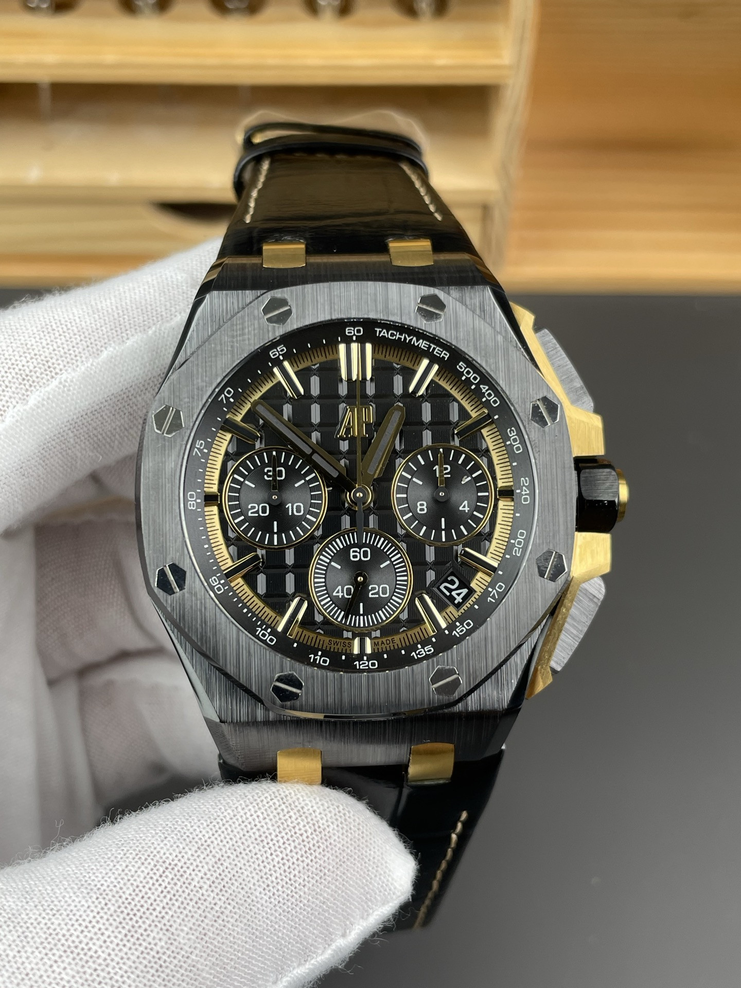 Royal Oak 26420 Two-tone Black Dial