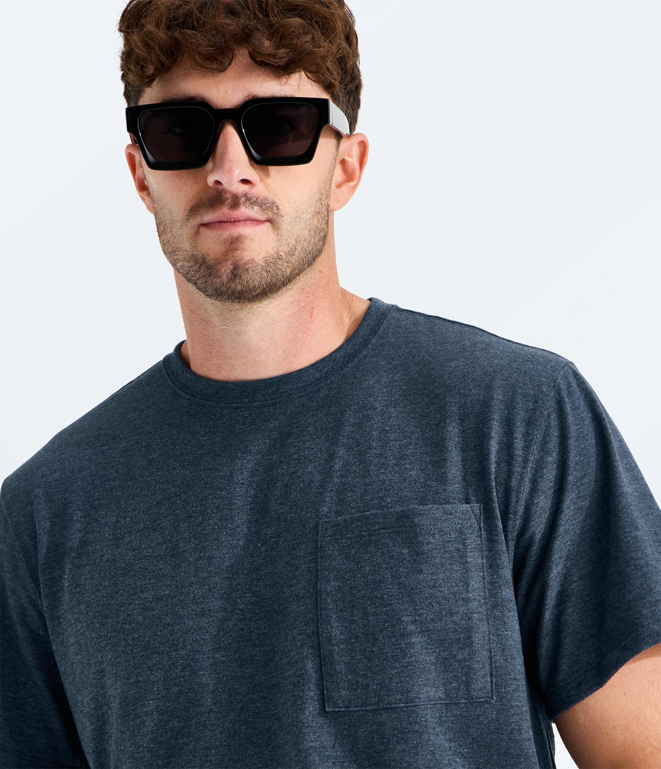Men’s Tri-Blend Short-Sleeve Pocket Tee