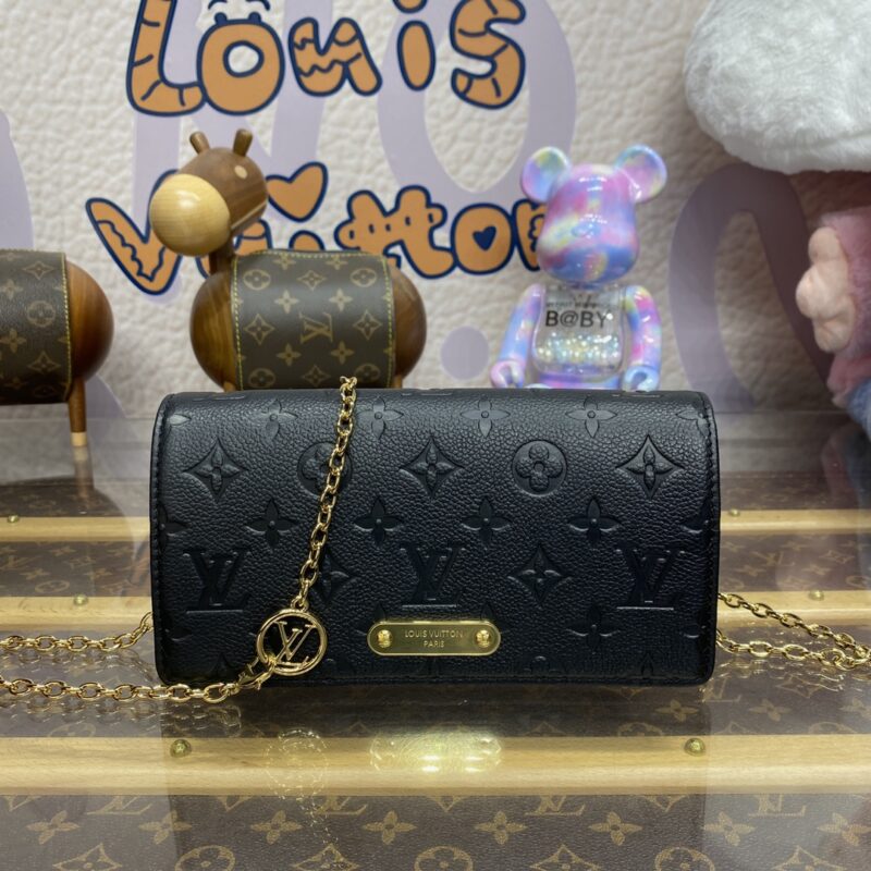 Replica Louis Vuitton Wallet On Chain Lily Black