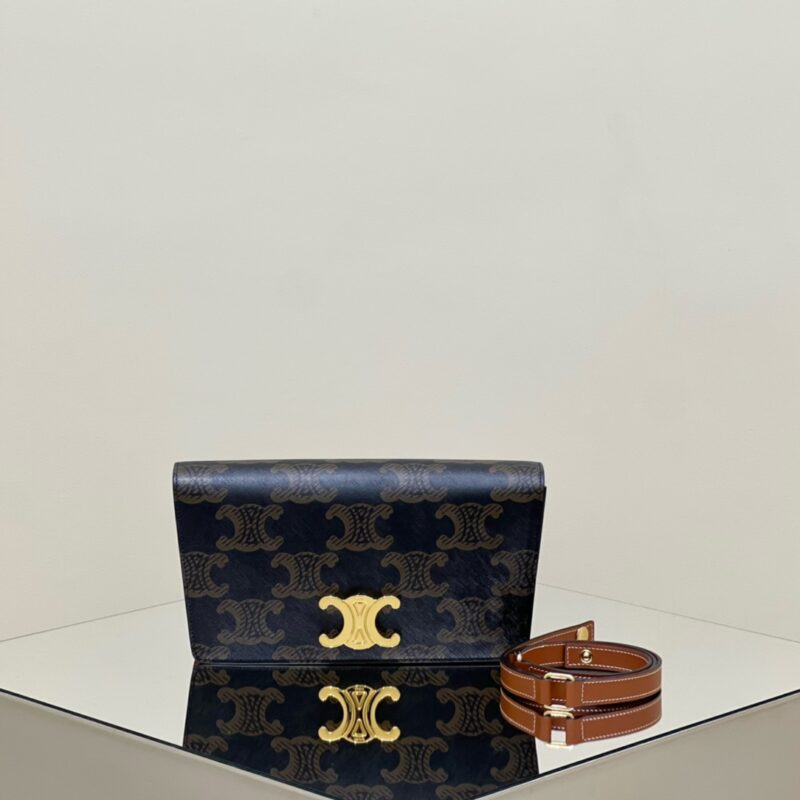 Replica Celine Triomphe Trapeze