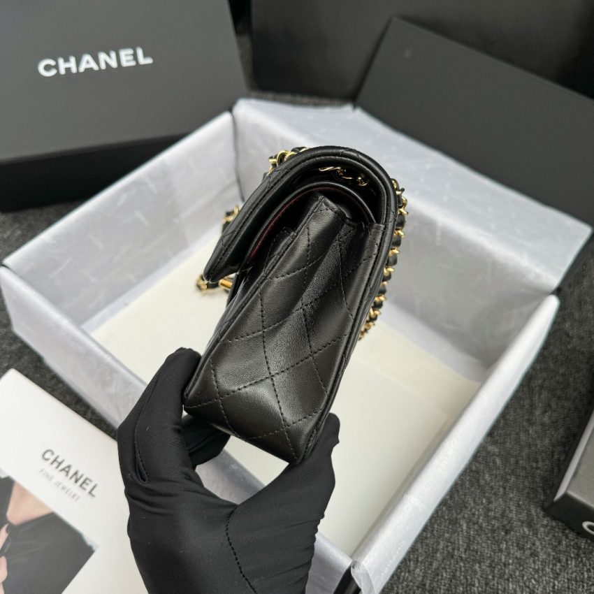 CHANEL Classic Flap 23cm Black