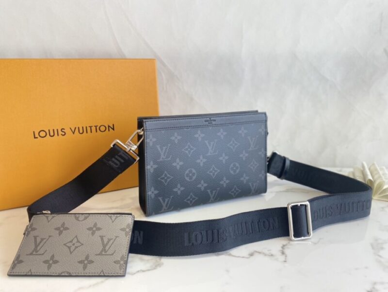 Louis Vuitton Gaston Wallet