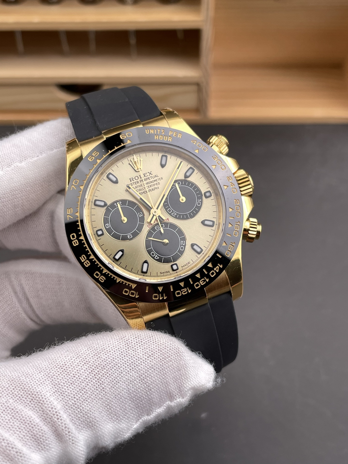Gold Rubber Daytona V1 Version