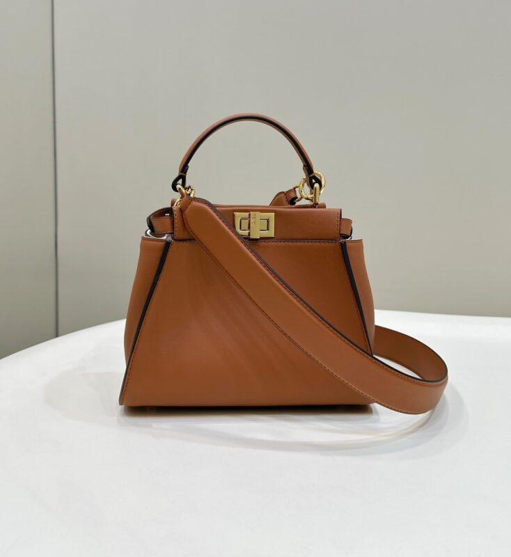 Replica Fendi Peekaboo Medium Brown