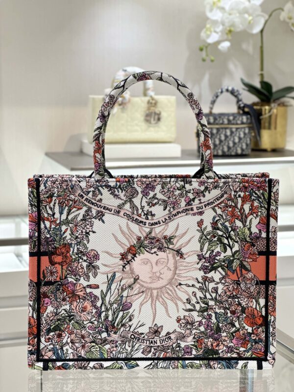 Replica Dior Tote Book Sunflower Spring