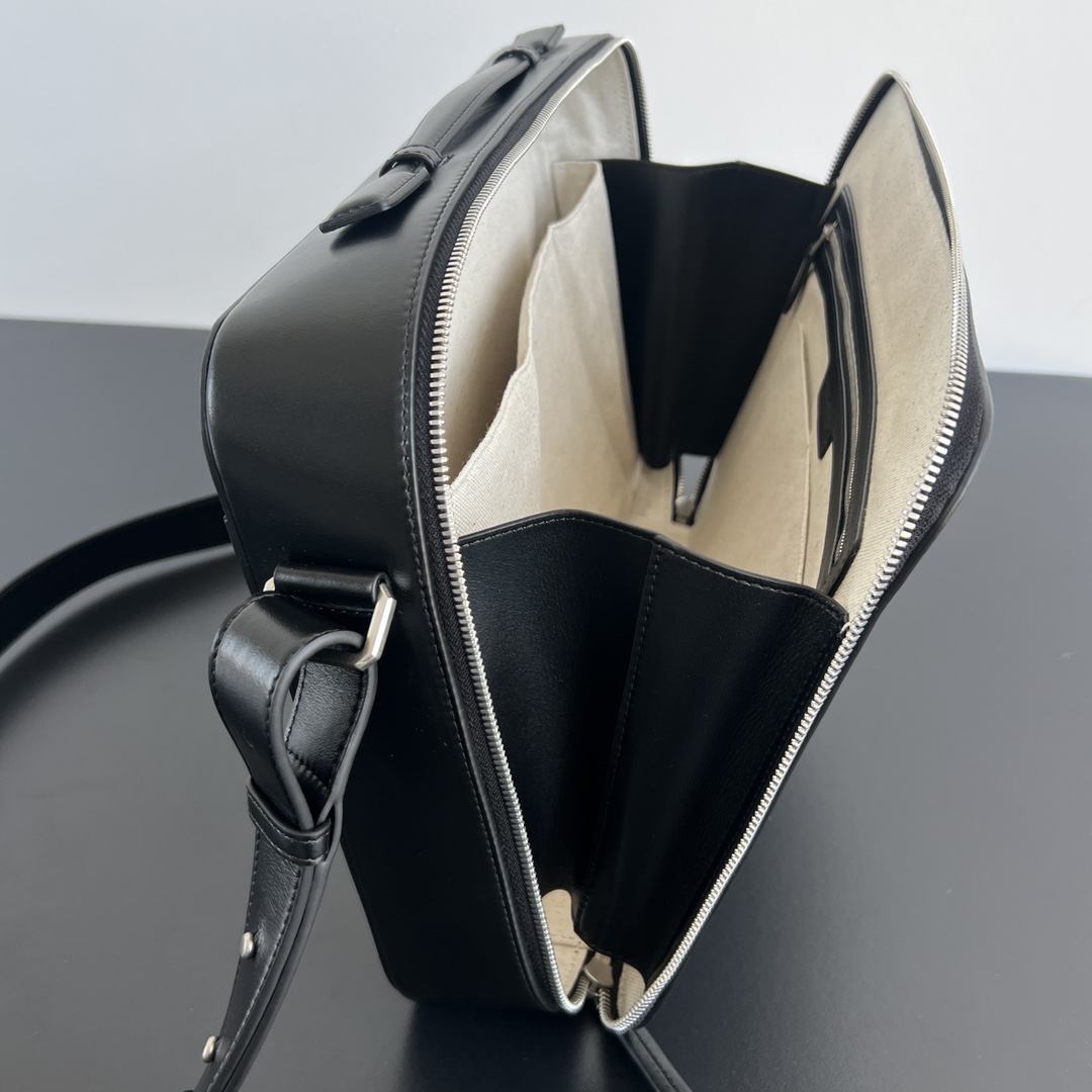 Replica Bottega Veneta  Gateway Slim Briefcase