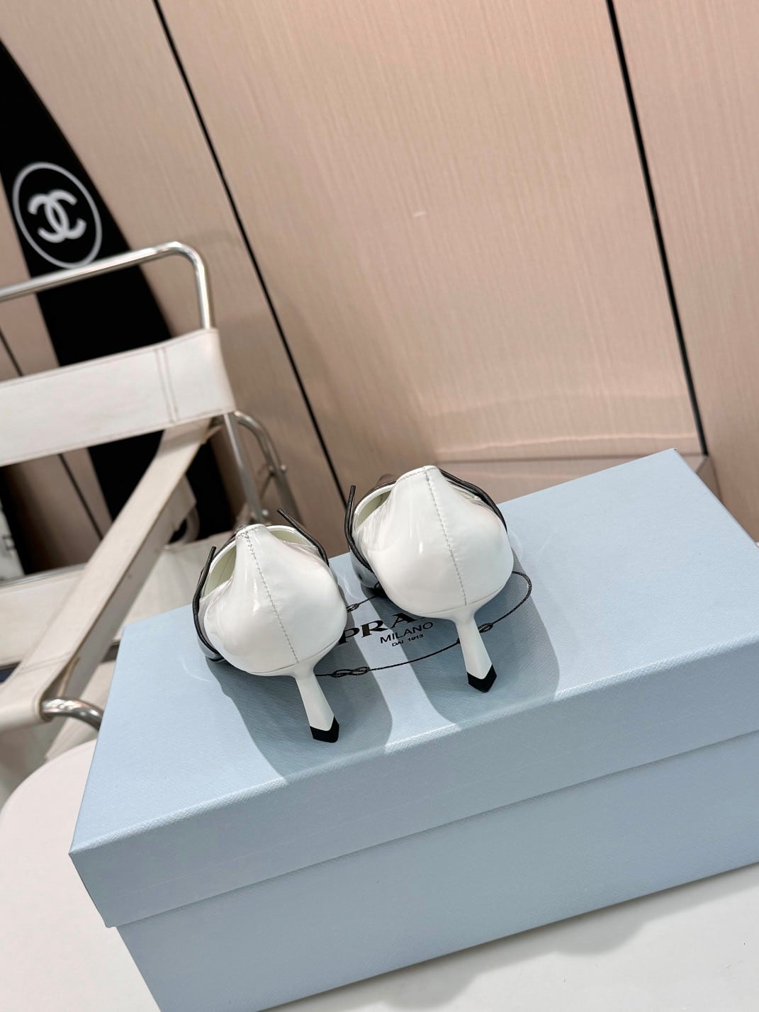 Prada Two Tone Toe Kitten Heels In Black And White