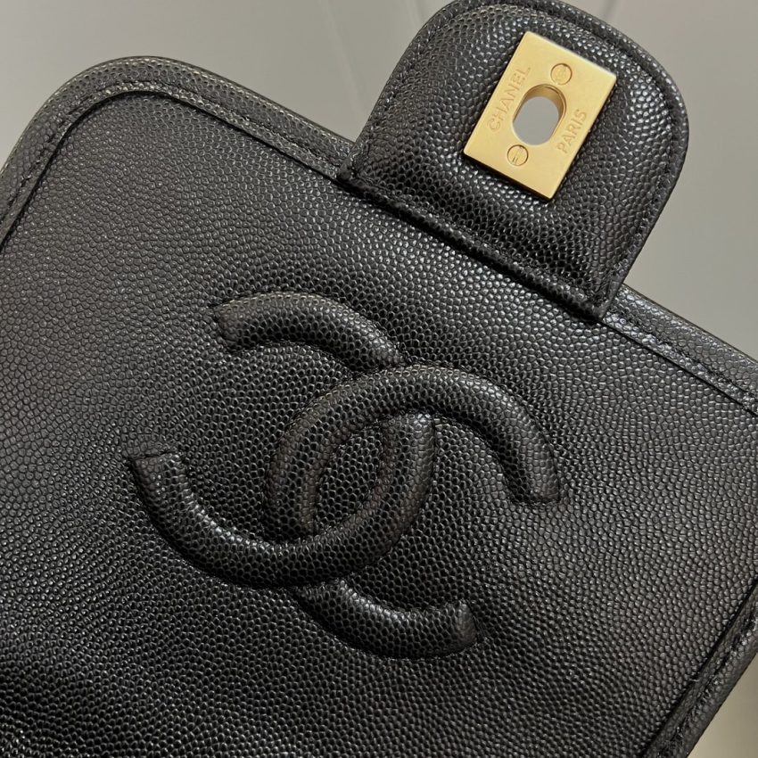 CHANEL Tofu M Bag Black