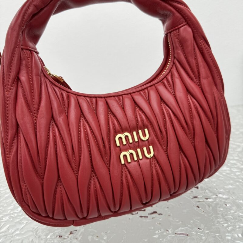 Replica Miu Miu Wander Red