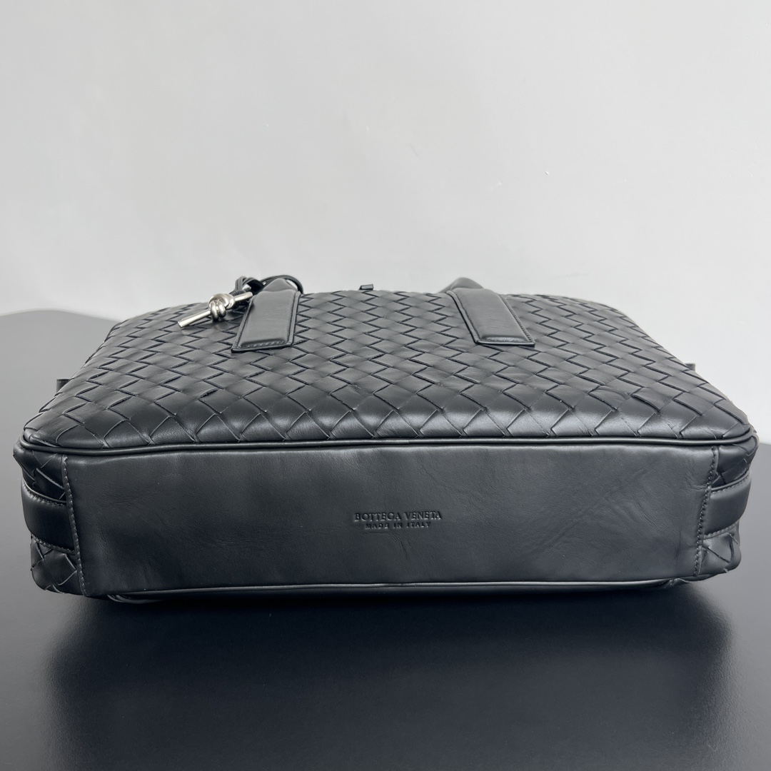 Bottega Veneta Gateway Briefcase Dupe