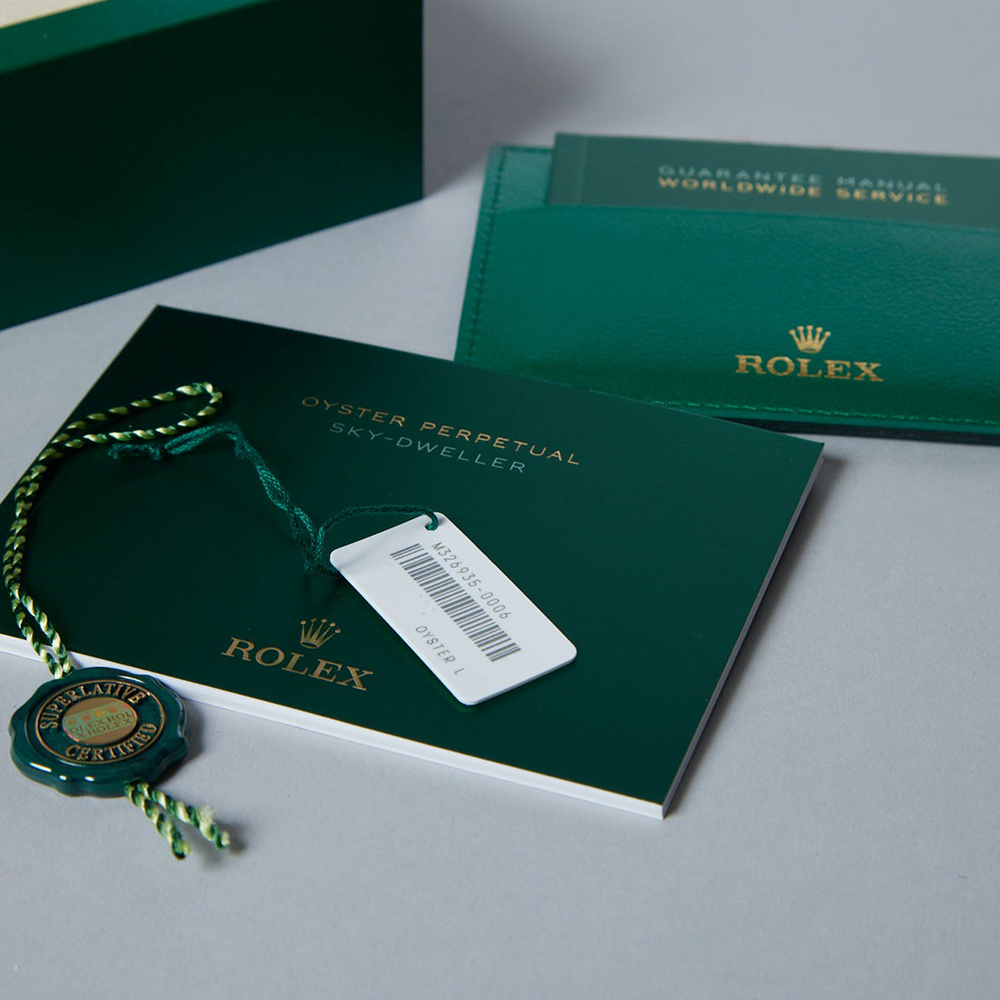 2025 NEW Rolex Sky-Dweller Oyster, 42 mm, yellow gold M336938-0008