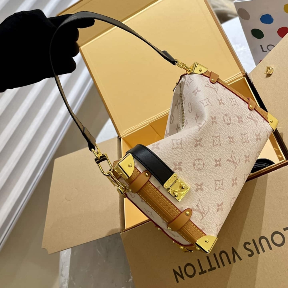 Louis Vuitton Side Trunk MM Monogram Dune 23Cm M46907