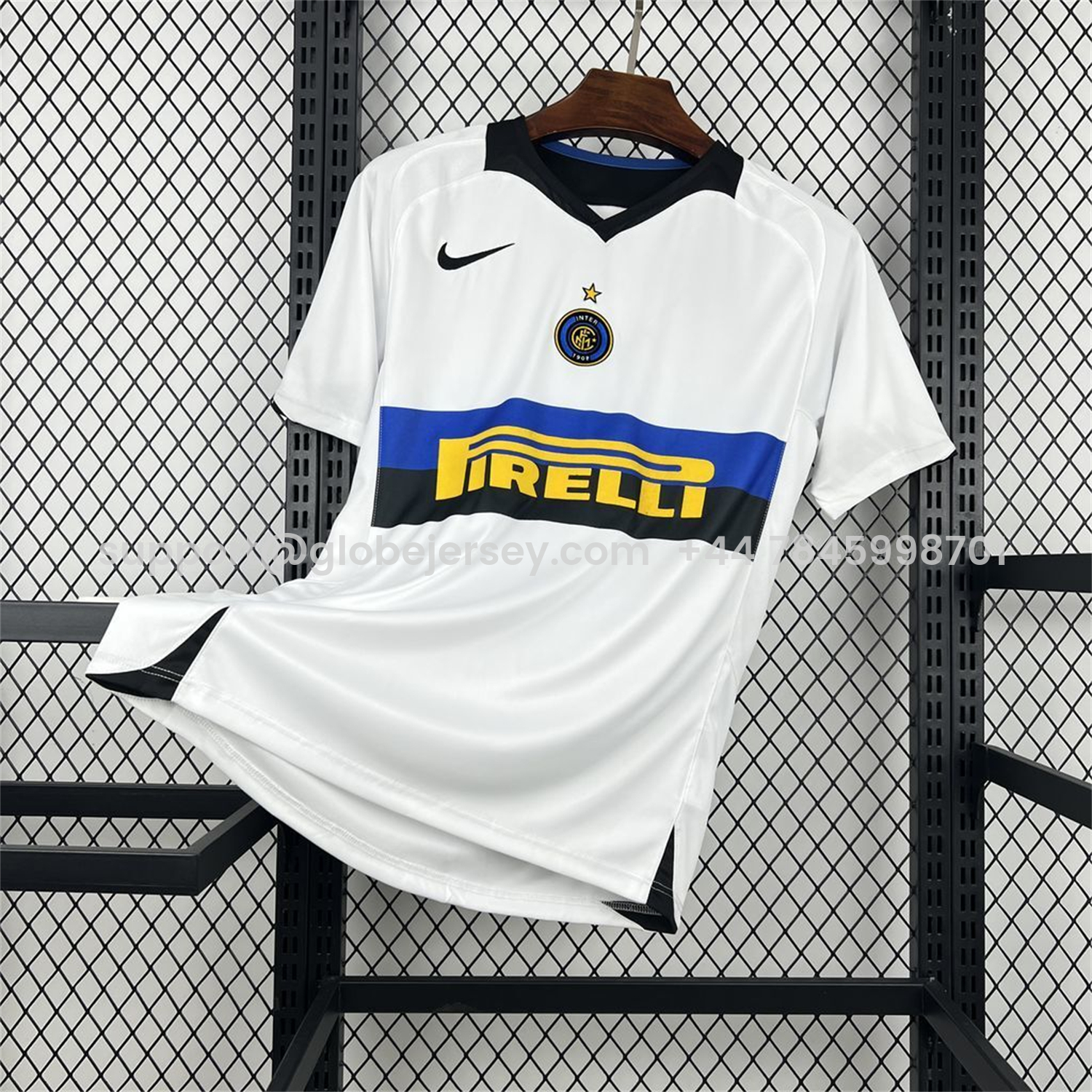 Retro Inter Milan 2005-06 Away Jersey