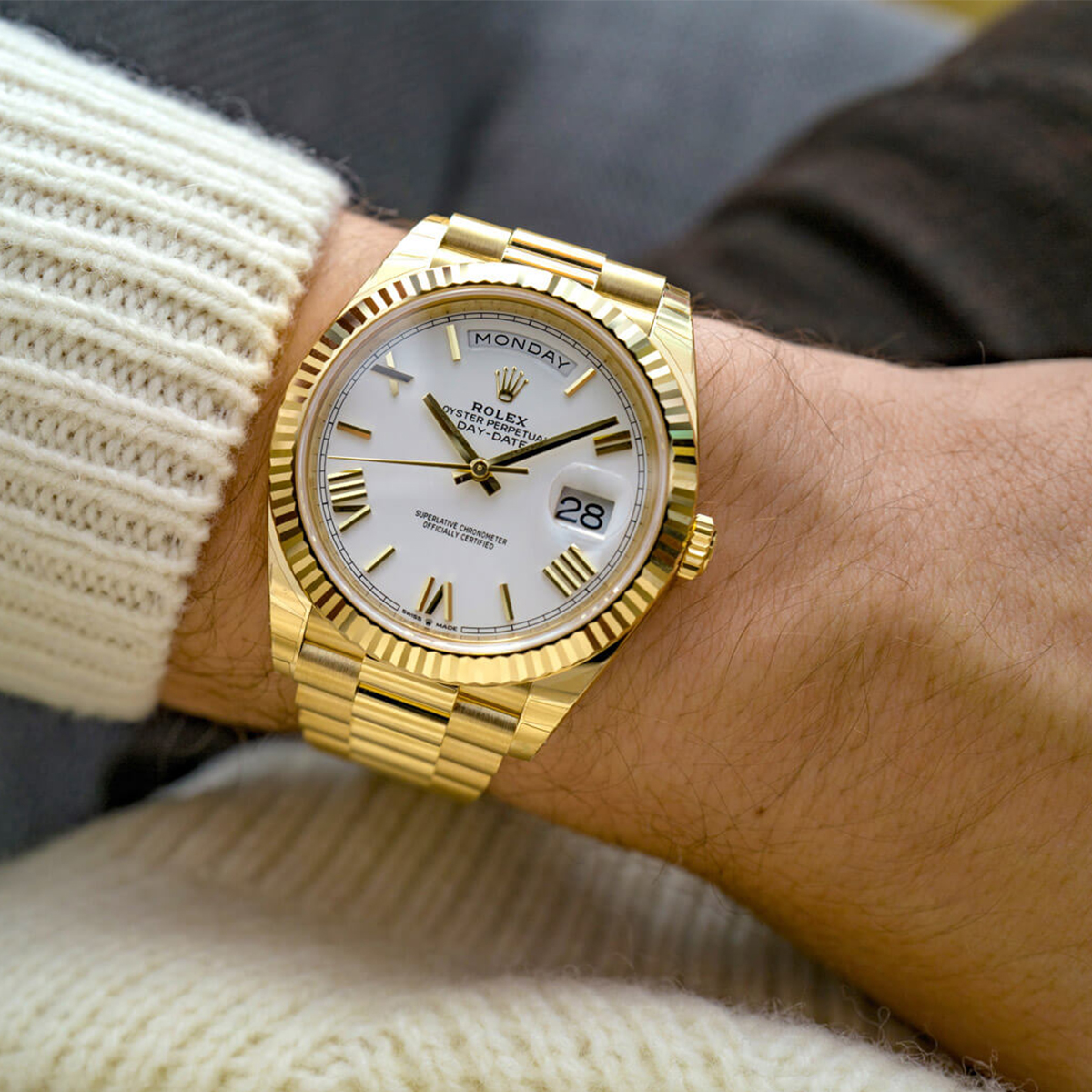 ROLEX 228238 DAY-DATE 40MM PRESIDENT 18K YELLOW GOLD SILVER ROMAN DIAL