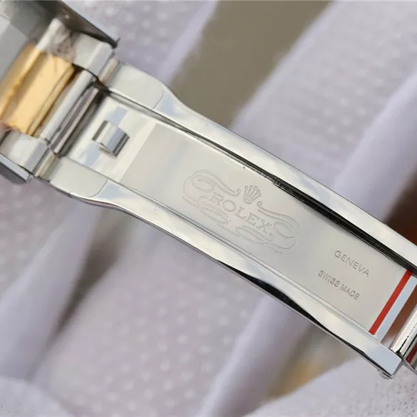 GMT-Master 2 Black Bezel Multicolor Selection 40mm