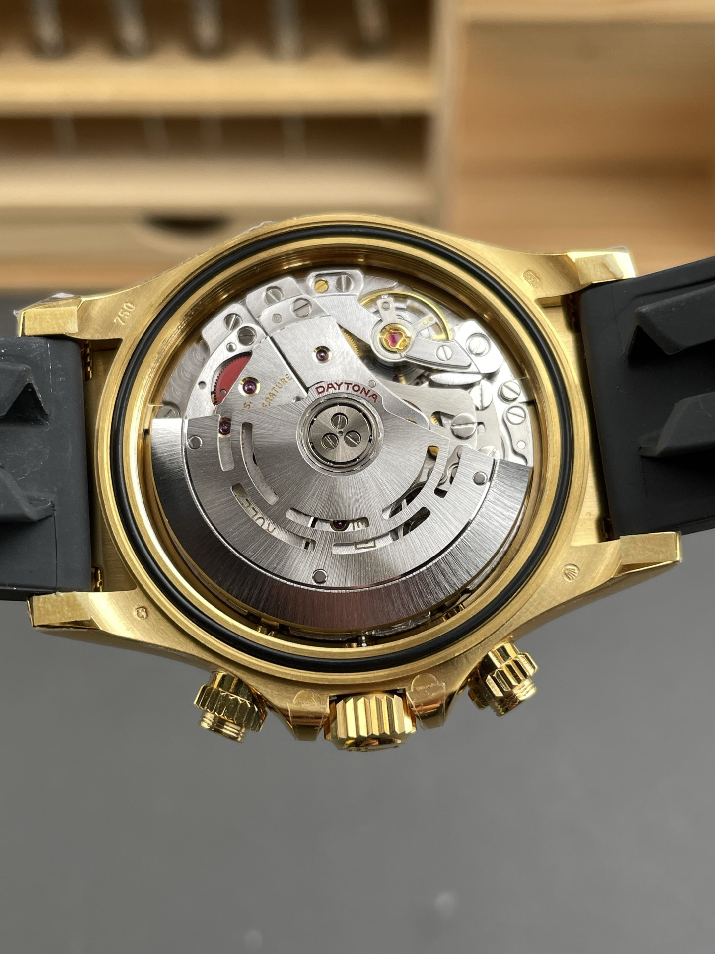 Gold Rubber Daytona V1 Version