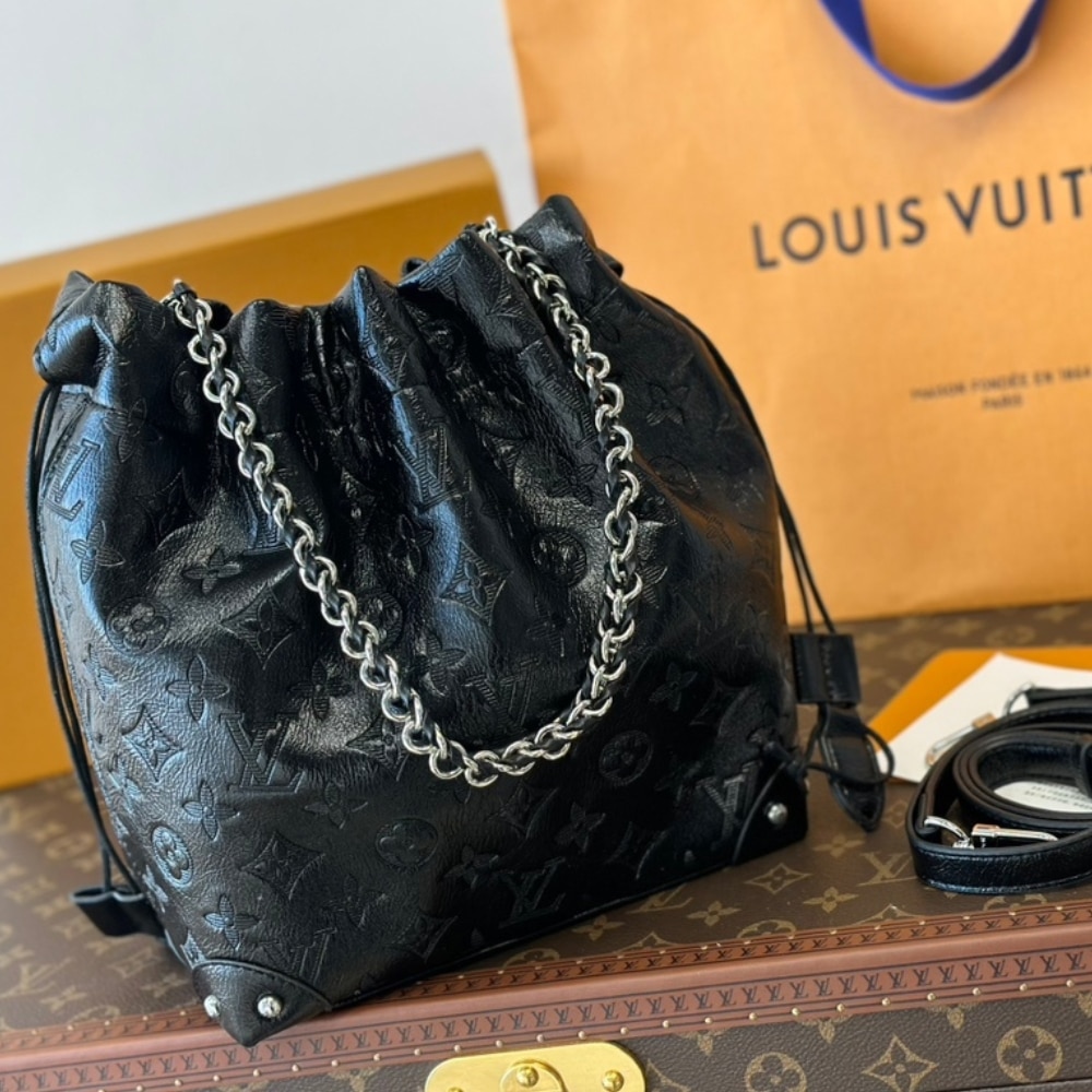 Louis Vuitton Noé Trunk PM Bag Coussin Black 20Cm M13484