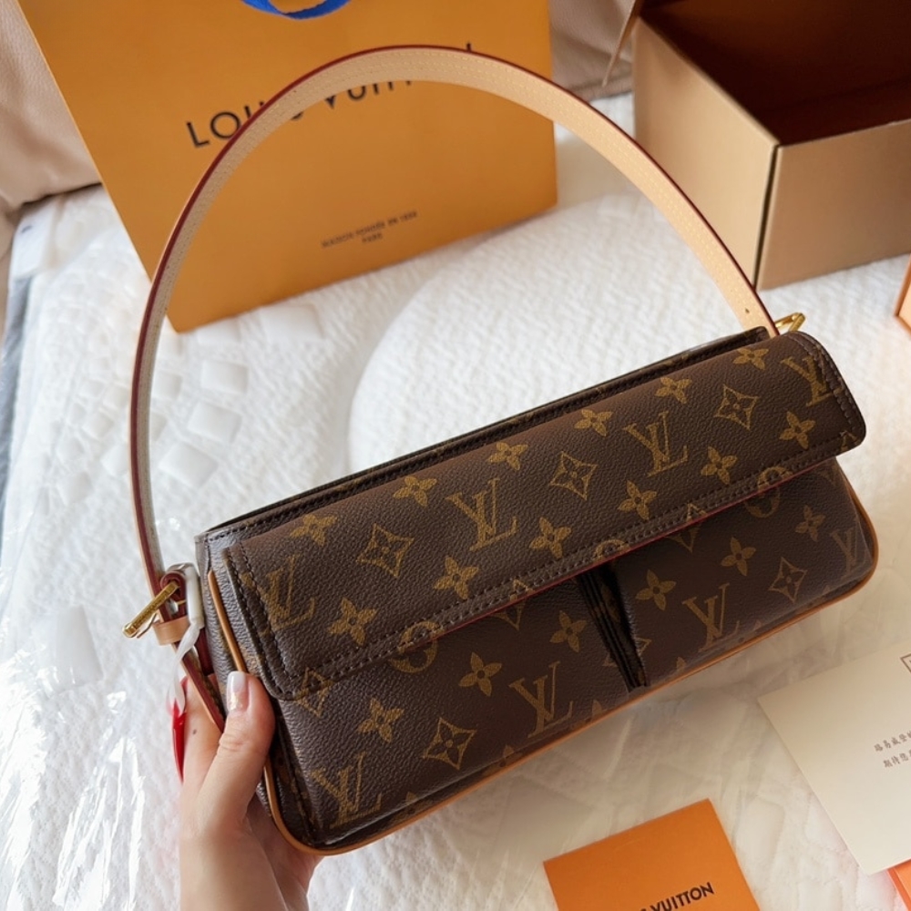 Louis Vuitton Vivacité Monogram Canvas Brown 25Cm M46999